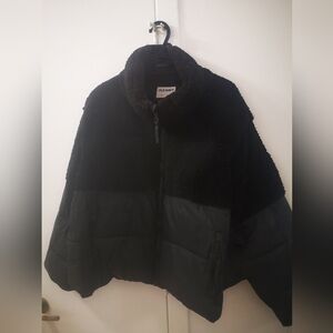 Old navy cropped Sherpa puffer winter coat
